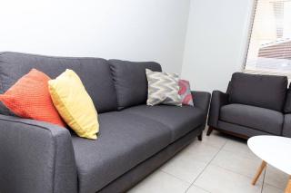 Lovely 3 Bed, 2 Bath in the City Centre! - Wagga Wagga - 4