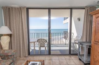 ROYAL GARDEN RESORT 803 condo - 3