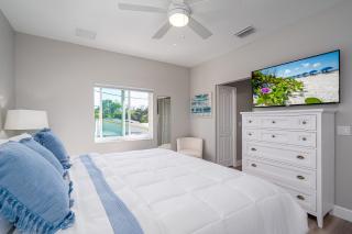 Beautiful New Build Private Pool Home on the North End of Fort Myers Beach! home - 7