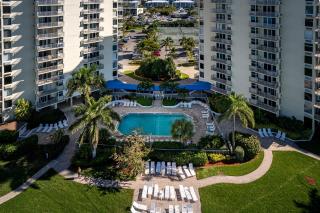 Updated Gulf Front Condo on the South End of Fort Myers Beach! condo - Fort Myers Beach - 4