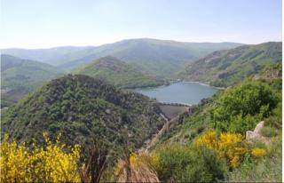 Sur les rochers du lac & location-rando en VTT - Villefort - 7