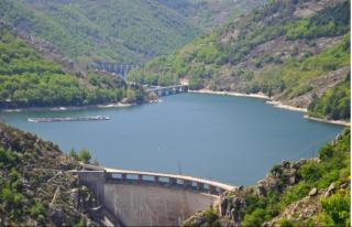Sur les rochers du lac & location-rando en VTT - Villefort - 1