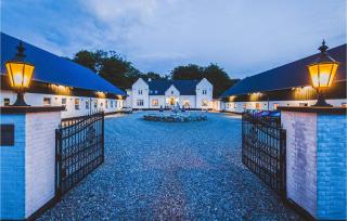 11 Bedroom Cozy Home In Gørding - 5