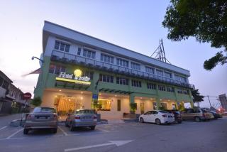 Hotel Pintar - Parit Raja - 0