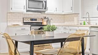 Modern & Comfy ~ 15mins to Downtown ~ Queen Beds! - Columbus - 5