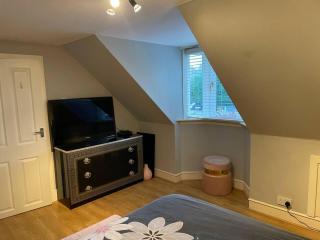 Rural Chapel Cottage near airport bar & hot tub - Aberdeen - 4