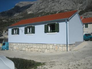 CHEAP APARTMENT near OMIŠ - 3