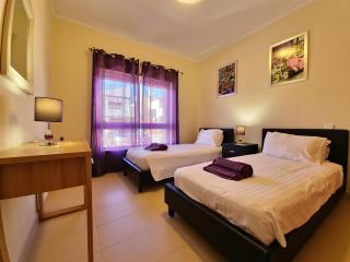 Apartamento RoyalMar T2 by YHA - Conceição - 6