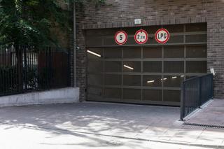 Corvin Modern Two Bedroom Apartment FREE PARKING - Budapest - 7