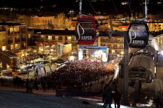 Luxury 2 Bedroom Downtown Aspen Vacation Rental With Access To A Heated Pool, Hot Tubs, Game Room And Spa - Aspen - 9