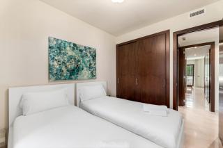 Modern & Peaceful 2BR APT w/Parking - Medina Banus - 8