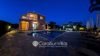 Family Villa Short Walk To Coral Bay Strip 5 Min and Pub, shops etc - Peyia - 2