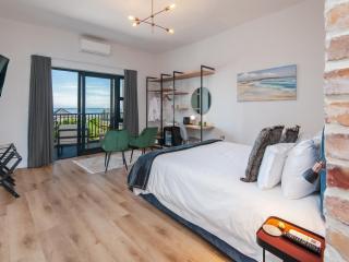 Glow Boutique Suites & Guesthouse - Hermanus - 7