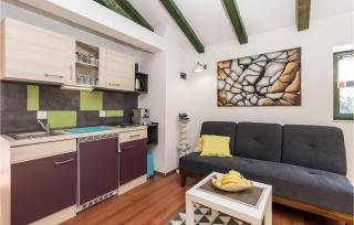 2 Bedroom Cozy Apartment In Kastav - Kastav - 8