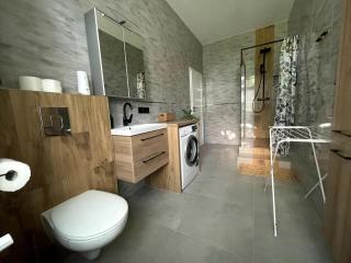 Big Apart next to Galeria Dominikańska - 4 Rooms - 4