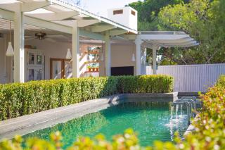 De Kleine Prince - A Reimagined Village Home - 3