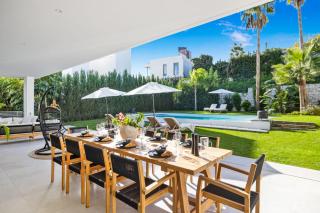 Brand New Modern 5 BDRM Villa in Puerto Banús - Marbella - 6