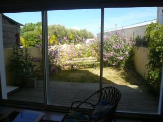 Maison mitoyenne 3 ch. avec jardin, terrasse et poêle à bois, proche du port de Sauzon, animaux OK - FR-1-418-160 - Sauzon - 4