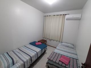 Apartamento 100 metros da praia - Florianópolis - 2