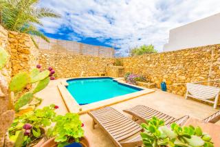 Stunning 3 bedroom Farmhouse with pool - Xagħra - 4
