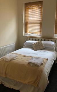 The Newbridge Hotel - 8