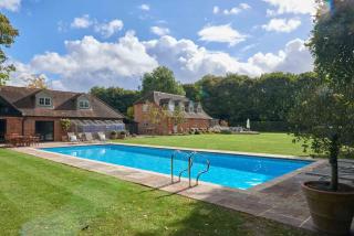 The Whistler's Perch - Buckinghamshire - 0