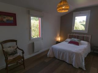 Maison rénovée avec jardin près de la plage et des commerces, déco soignée, animaux acceptés - FR-1-418-29 - Sauzon - 4