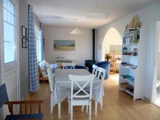 Maison spacieuse 4 chambres avec jardin proche plage et commerces, Le Palais - FR-1-418-76 - Le Palais - 8