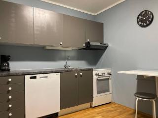 Charming 2-Bed Apartment in Stavanger - 3