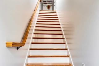 Modern Apt Near Marthas Vineyard Beaches! - Oak Bluffs - 9