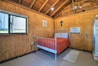 Waterfront Studio with Fire Pit on Lake Dunlap! - New Braunfels - 4
