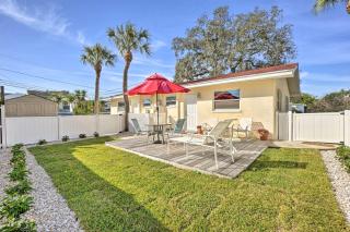 Pet-Friendly Dunedin Townhome with Private Yard - Dunedin - 0