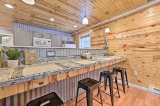 Lovely Elmira Cabin with Deck, 18 Mi to Gaylord - - 3