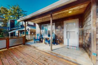 Cozy Cove - Manzanita - 7