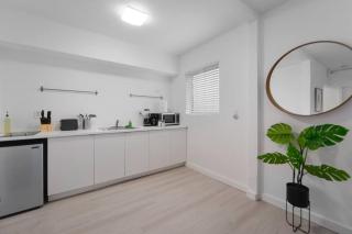 Beautiful Apt 2/2 Near The Beach - 6