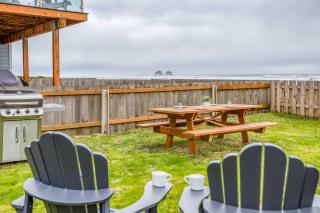 The Weather Gauge - Meredith Lodging - Rockaway Beach - 0