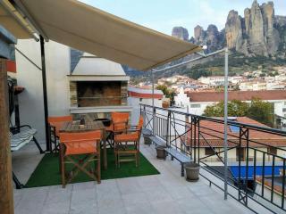 Best view of Meteora in ''Stavros home'' - Kalabaka - 9