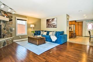 Spacious Mears House -Steps From Lake Michigan! - Mears - 4