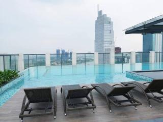 The Rixx Central @ Park Hyatt/SmartTV65in/Netflix - Ho Chi Minh - 4