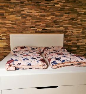 Modern renoviert mit Hallenbad + Fitness - 9