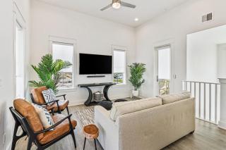 The Little House On The Port - Port Aransas - 3