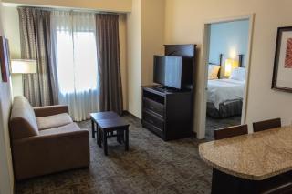 Staybridge Suites Minot by IHG - 9