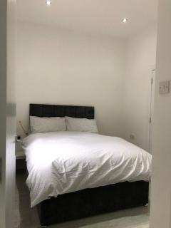 Wellesley Avenue, Queens Quarter - 7