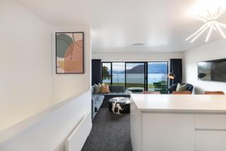 TAHUNA LAKEFRONT LUXURY, Central Location - Queenstown - 3