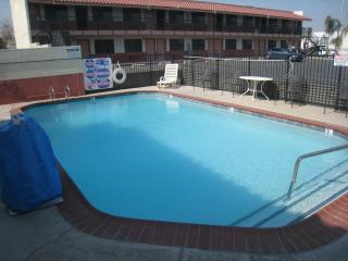 Motel 8 Maricopa - 2