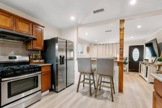 Gameroom Sofi Stadium Forum Backyard BBQ - 7