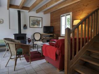 Maison soignée 800m port et plage, Le Palais, 2 ch, jardin, Wi-Fi, TV, proche commodités - FR-1-418-218 - Le Palais - 3