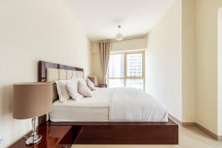 Bright and spacious 3 bedrooms with Lake views in JLT near Dubai Marina and JBR - Dubái - 4