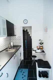 Black & White Apartment with a gift soft PANDA - Budapest - 2