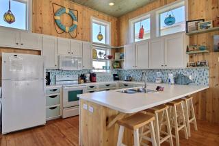 Ruby Redbird Roost - 6